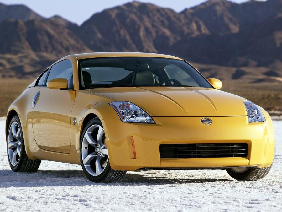  Nissan 350Z 35th anniversary 2004 года  (фото 23 из 33)